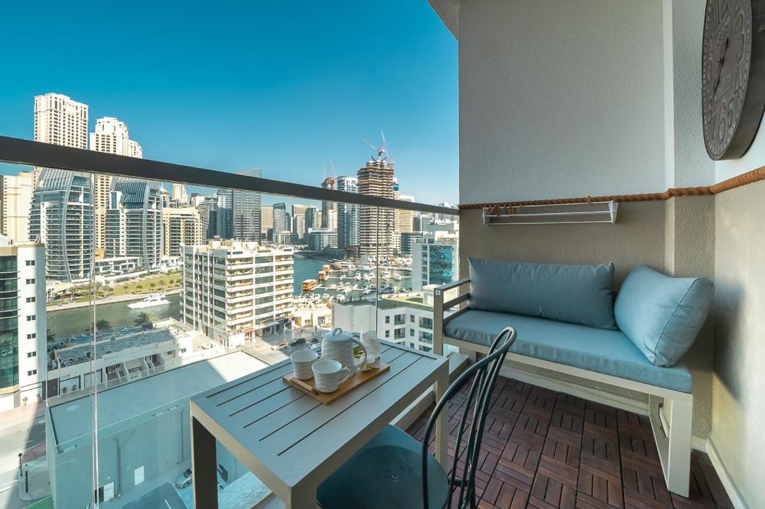 Higuests - Designer Studio In Dubai Marina With Amazing Views Extérieur photo